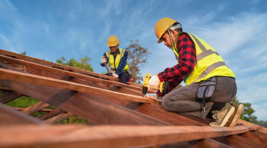 Professional Flat Roofing Installation services in Mapleton, OR
